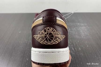 131 5617 1 Air Low StreetReady DC0774- Jordan 0814